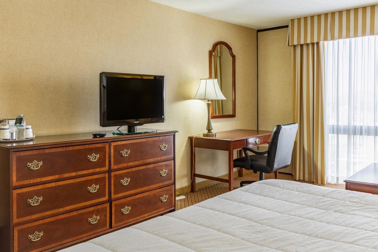 Red Lion Hotel Билингс Екстериор снимка